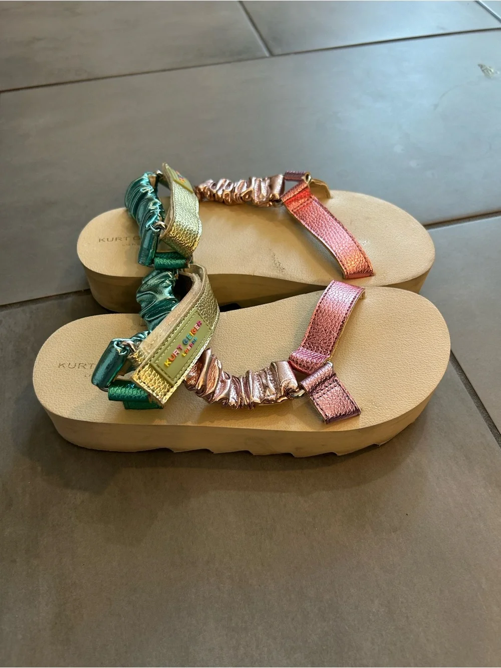 Kurt Geiger London “Mini Orion